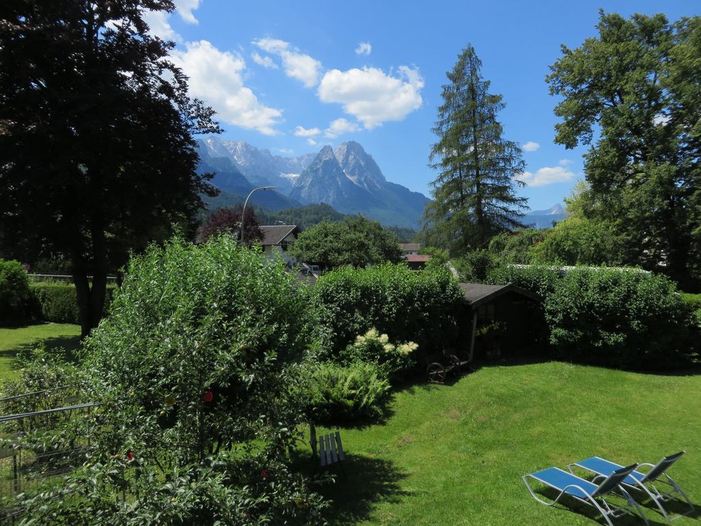 Hilleprandt - Adults Only Lejlighedshotel Garmisch-Partenkirchen Værelse billede